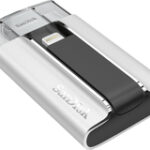 SanDisk - iXpand 64GB USB 2.0/Lightning Flash Drive - Silver/Black