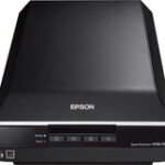 Epson - Perfection V550 Photo Scanner - Black