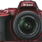 Nikon - D5500 DSLR Camera with AF-S DX NIKKOR 18-55mm f/3.5-5.6G VR II Lens - Red