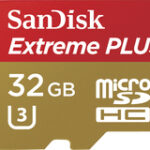 SanDisk - Extreme PLUS 32GB microSDHC UHS-I Class U-1 Memory Card - Red/Gold