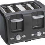 Oster - 4-Slice Toaster - Black